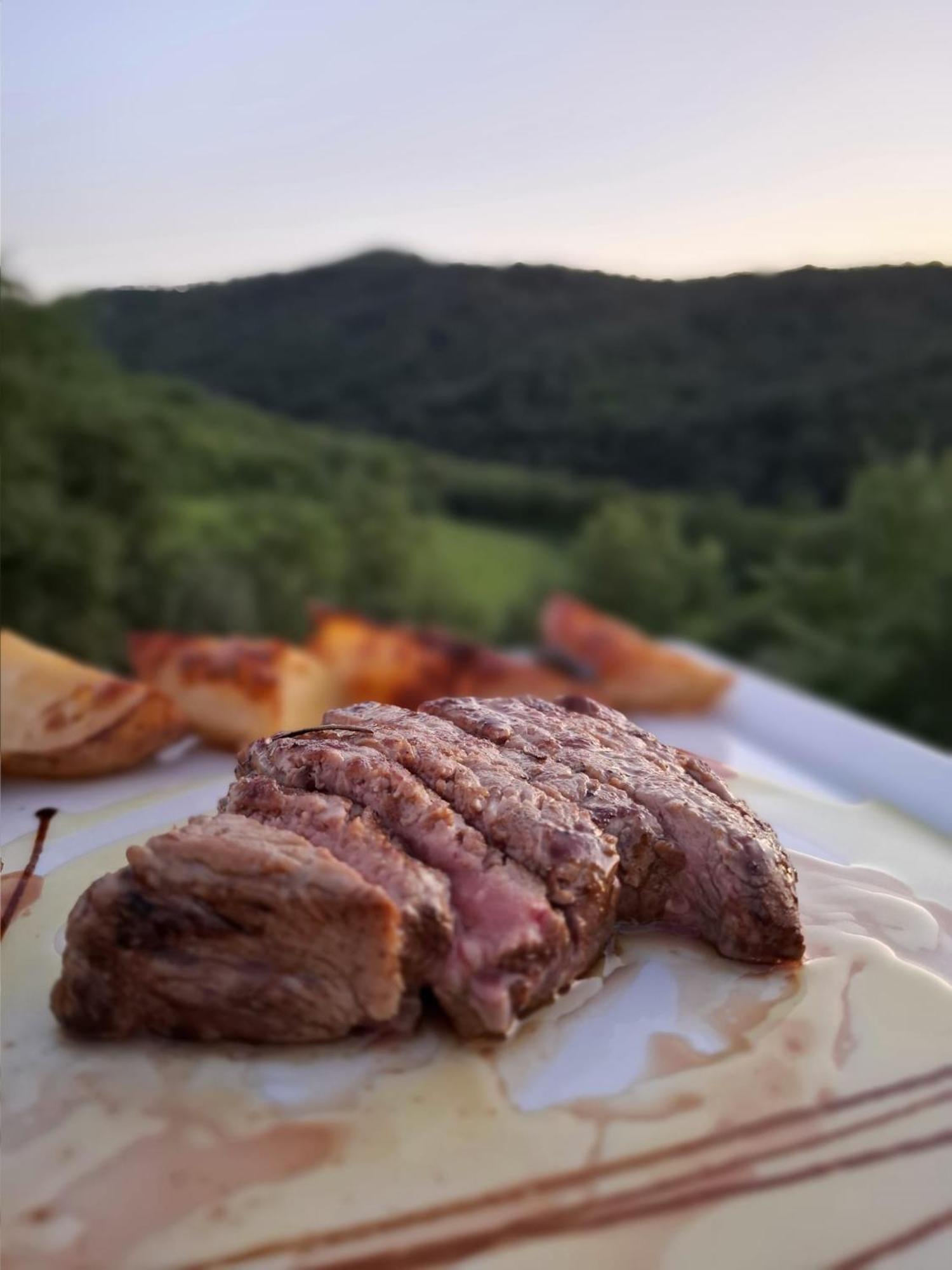 Borgo Livernano Alloggio per agriturismo *